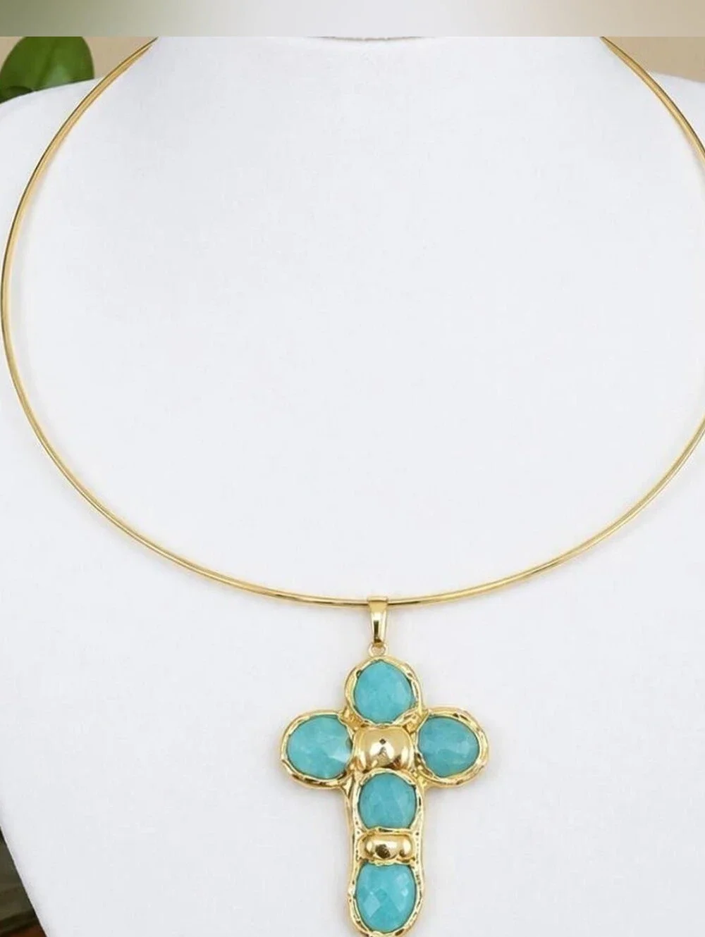 Natural Stone Cross Choker Necklace